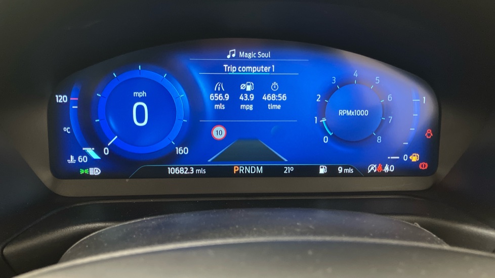 Ford Puma ST 1.0 EcoBoost Hybrid mHEV ST 5dr DCT Petrol Hatchback - Image 18
