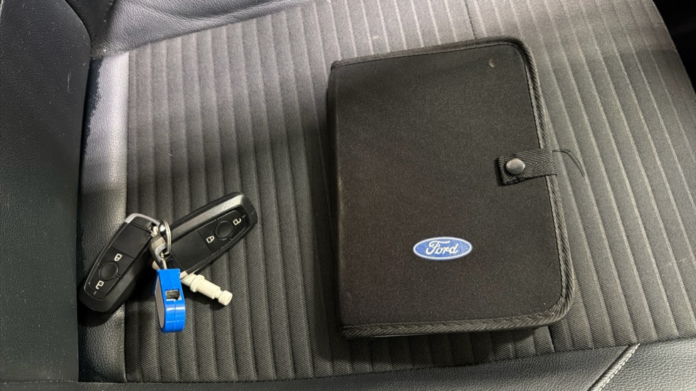 Ford EcoSport 1.0 EcoBoost 125 Titanium 5dr Petrol Hatchback - Image 19