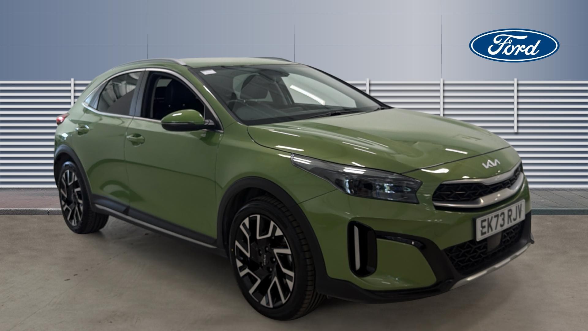 Kia Xceed listing photo