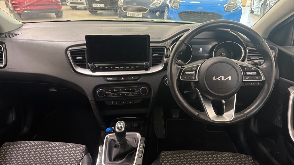 Kia Xceed 1.5T GDi ISG 3 5dr Petrol Hatchback - Image 10