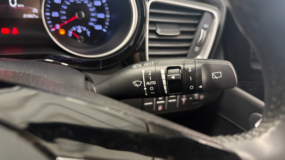Kia Xceed 1.5T GDi ISG 3 5dr Petrol Hatchback - Image 23
