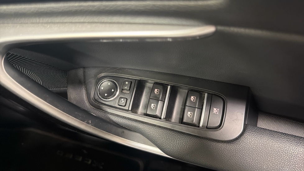 Kia Xceed 1.5T GDi ISG 3 5dr Petrol Hatchback - Image 37