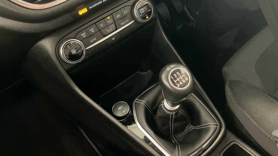 Ford Fiesta 1.0 EcoBoost Titanium 5dr Petrol Hatchback - Image 13