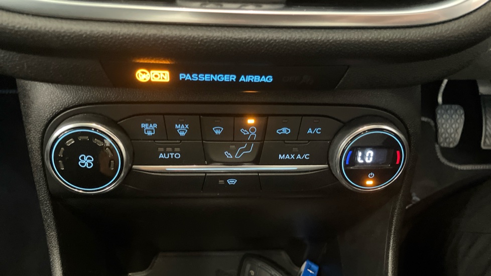 Ford Fiesta 1.0 EcoBoost Titanium 5dr Petrol Hatchback - Image 25