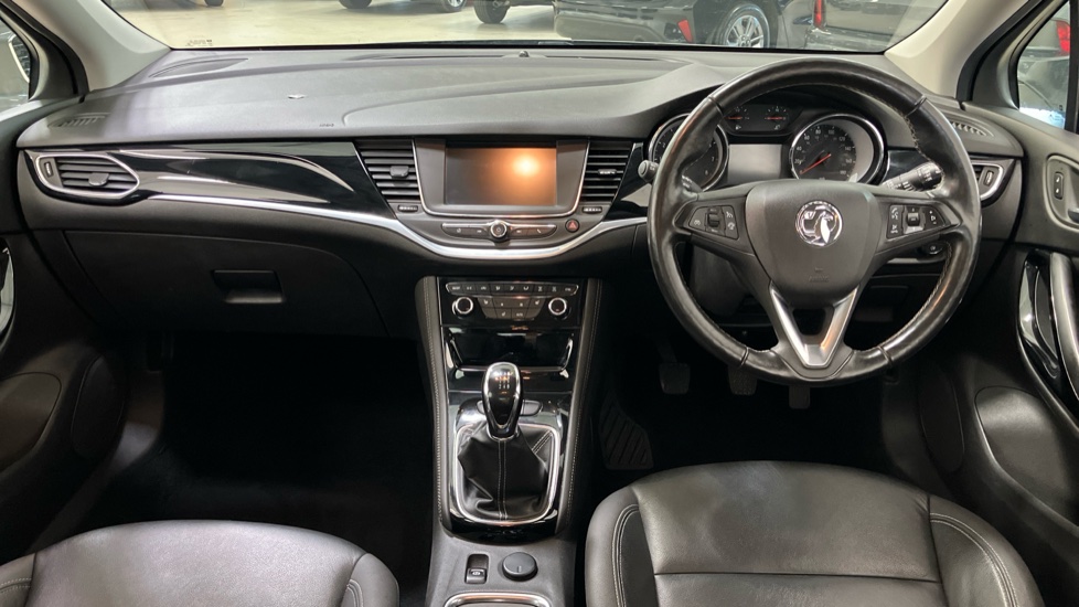 Vauxhall Astra 1.4T 16V 150 Elite 5dr Petrol Hatchback - Image 10