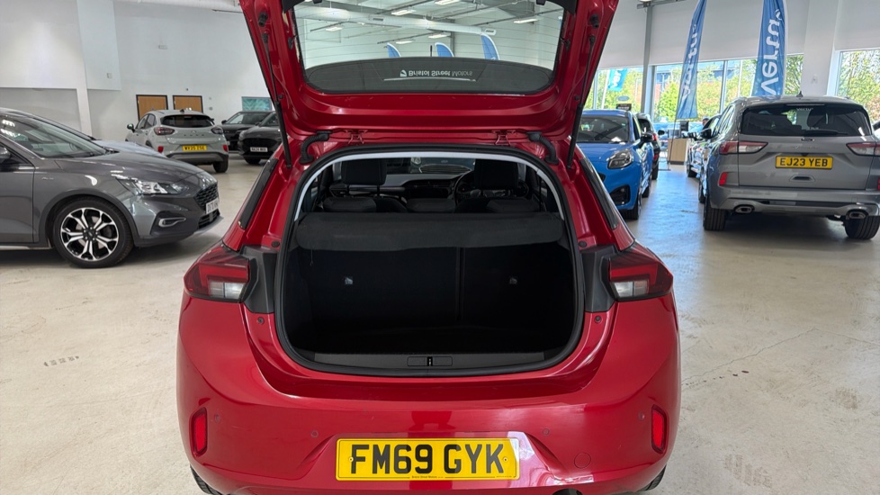 Vauxhall Corsa 1.2 SE Premium 5dr Petrol Hatchback - Image 4