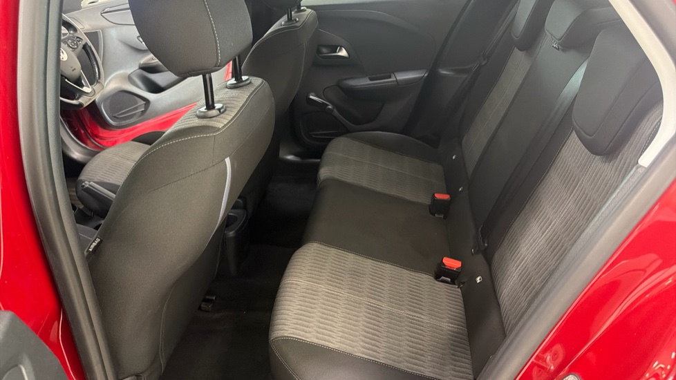 Vauxhall Corsa 1.2 SE Premium 5dr Petrol Hatchback - Image 16