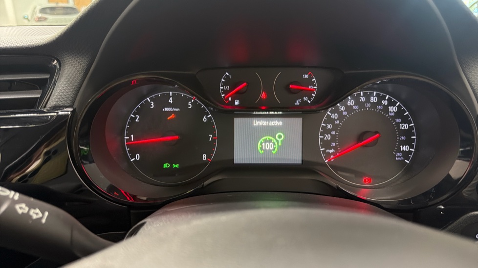Vauxhall Corsa 1.2 SE Premium 5dr Petrol Hatchback - Image 39