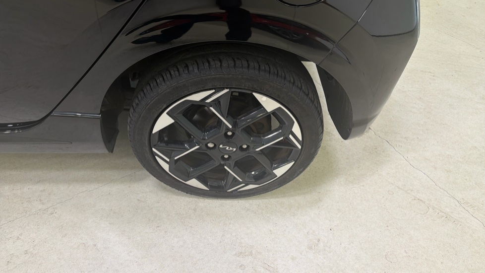 Kia Picanto 1.2 GT-line S 5dr Auto Petrol Hatchback - Image 27
