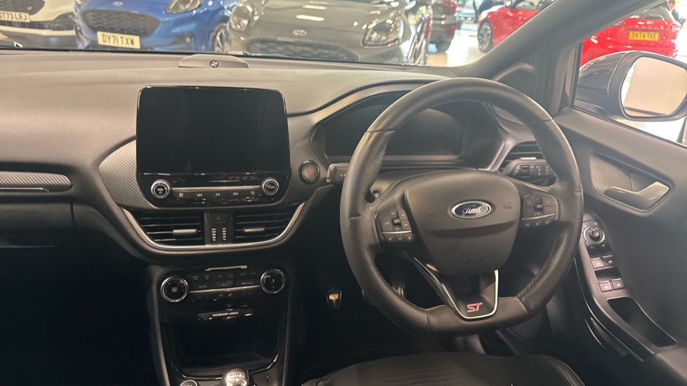Ford Puma ST 1.5 EcoBoost ST 5dr Petrol Hatchback - Image 10