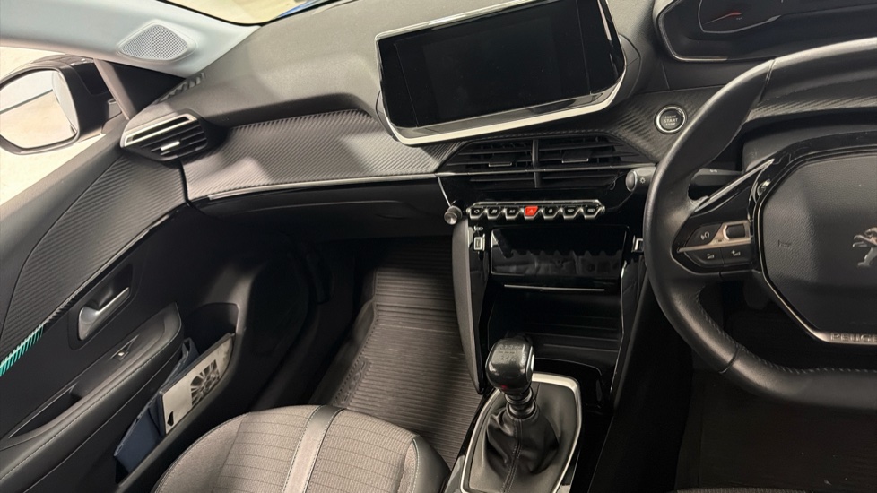 Peugeot 208 1.2 PureTech 100 Allure 5dr Petrol Hatchback - Image 14