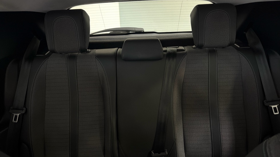 Peugeot 208 1.2 PureTech 100 Allure 5dr Petrol Hatchback - Image 15