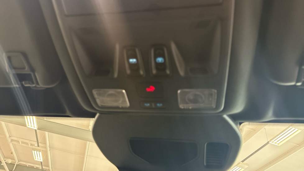 Ford Kuga 2.5 FHEV ST-Line X Edition 5dr CVT Hybrid Estate - Image 44