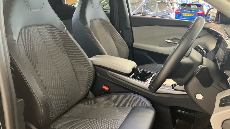 Ford Explorer 210kW Select 77kWh 5dr Auto Electric Estate - Image 33