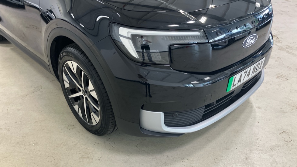 Ford Explorer 210kW Select 77kWh 5dr Auto Electric Estate - Image 40