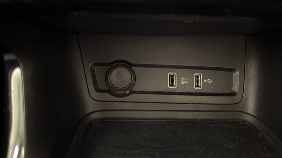 MG ZS 1.0T GDi Excite 5dr DCT Petrol Hatchback - Image 28
