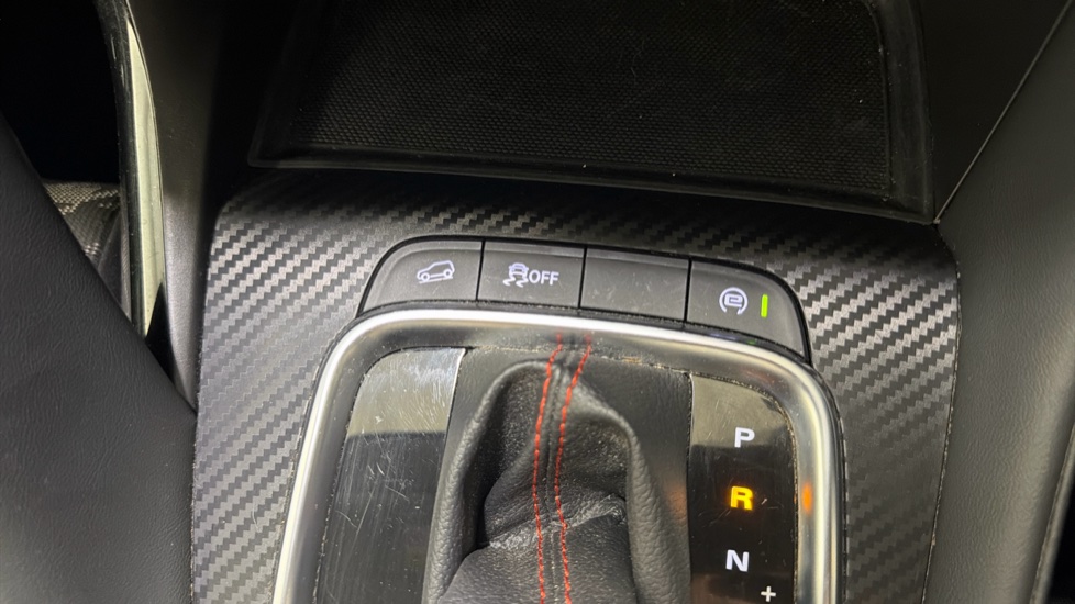 MG ZS 1.0T GDi Excite 5dr DCT Petrol Hatchback - Image 30