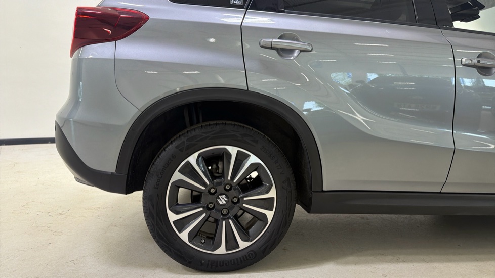 Suzuki Vitara 1.5 Hybrid SZ5 5dr AGS Hybrid Estate - Image 7