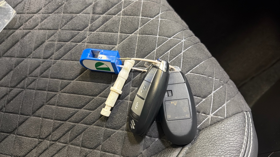 Suzuki Vitara 1.5 Hybrid SZ5 5dr AGS Hybrid Estate - Image 20