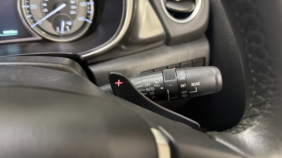 Suzuki Vitara 1.5 Hybrid SZ5 5dr AGS Hybrid Estate - Image 26