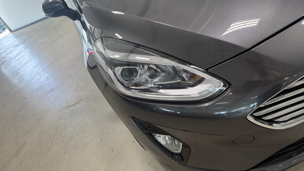 Ford Fiesta 1.0 EcoBoost 95 Titanium 5dr Petrol Hatchback - Image 21
