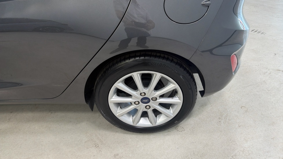 Ford Fiesta 1.0 EcoBoost 95 Titanium 5dr Petrol Hatchback - Image 23