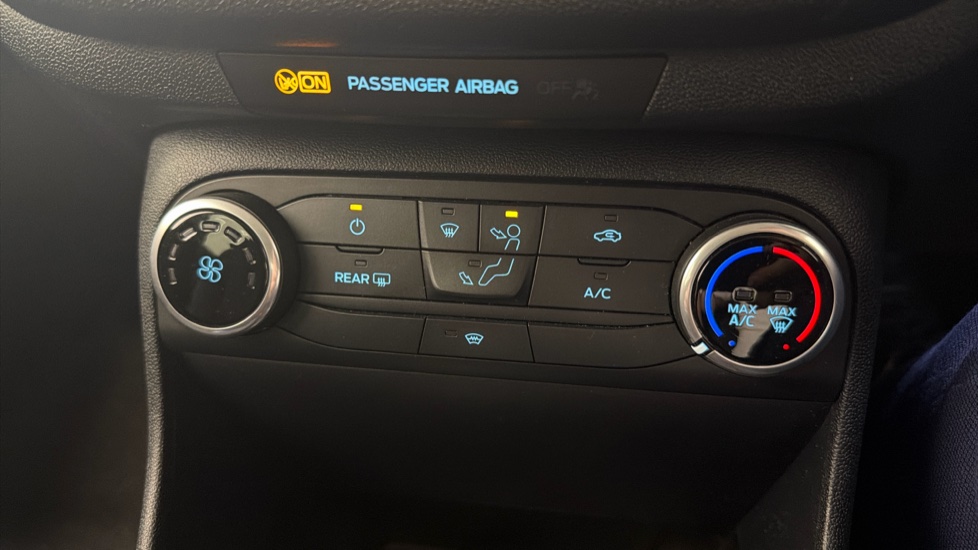 Ford Fiesta 1.0 EcoBoost 95 Titanium 5dr Petrol Hatchback - Image 28