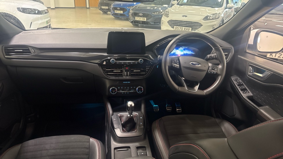 Ford Kuga 2.0 EcoBlue mHEV ST-Line Edition 5dr Diesel Estate - Image 10