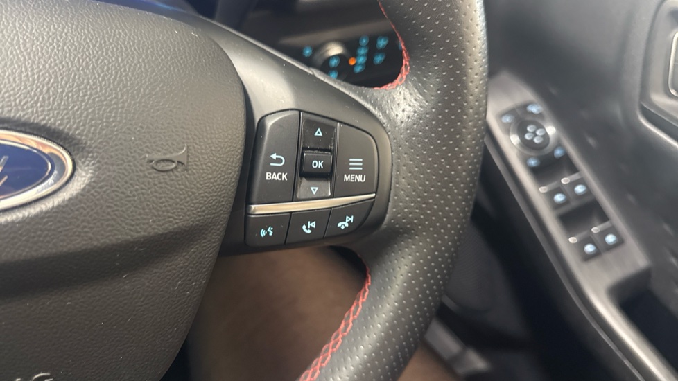 Ford Kuga 2.0 EcoBlue mHEV ST-Line Edition 5dr Diesel Estate - Image 39
