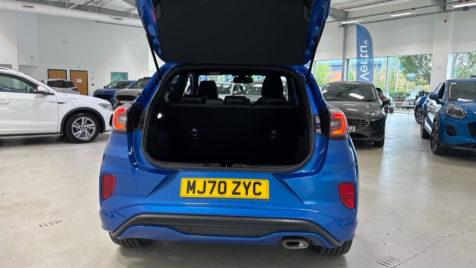 Ford Puma 1.0 EcoBoost Hybrid mHEV 155 ST-Line X 5dr Petrol Hatchback - Image 4