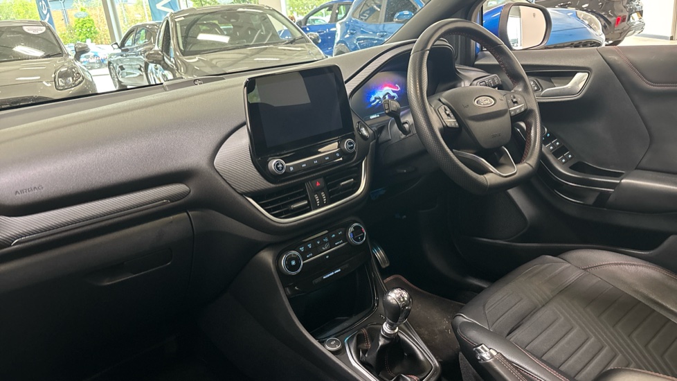 Ford Puma 1.0 EcoBoost Hybrid mHEV 155 ST-Line X 5dr Petrol Hatchback - Image 9