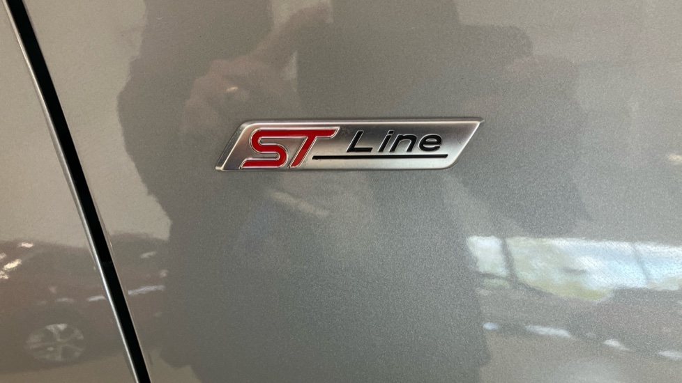 Ford Puma 1.0 EcoBoost Hybrid mHEV ST-Line 5dr Petrol Hatchback - Image 39