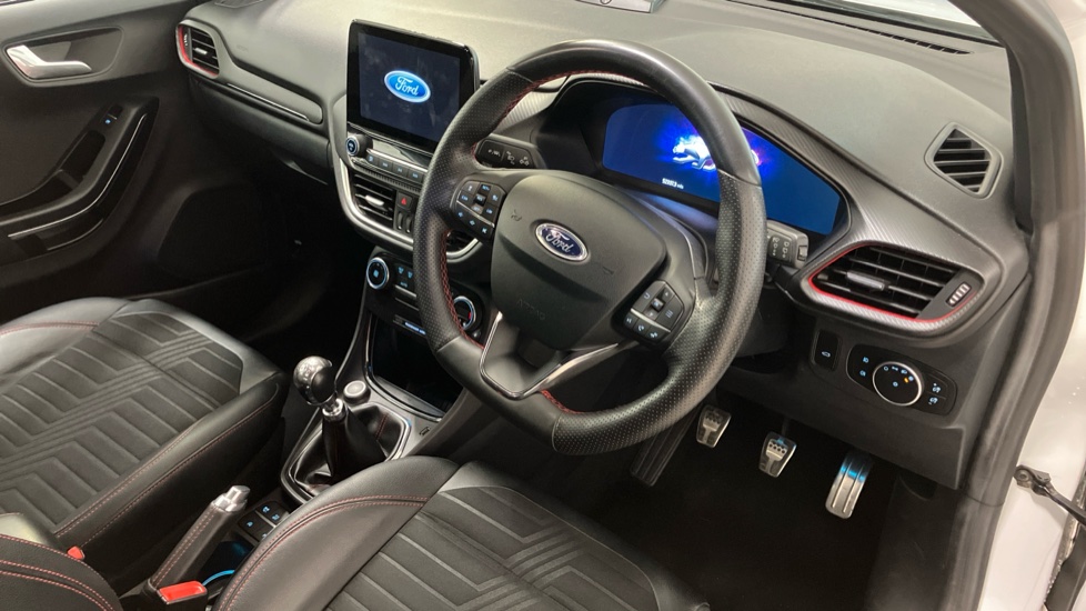 Ford Puma 1.0 EcoBoost Hybrid mHEV ST-Line X First Ed 5dr Petrol Hatchback - Image 11