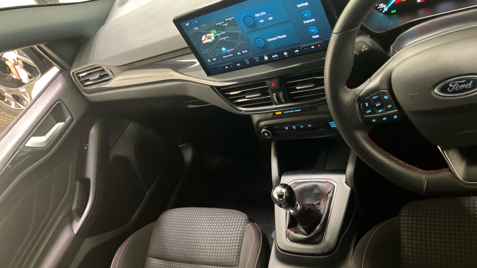 Ford Focus 1.0 EcoBoost ST-Line 5dr Petrol Hatchback - Image 14