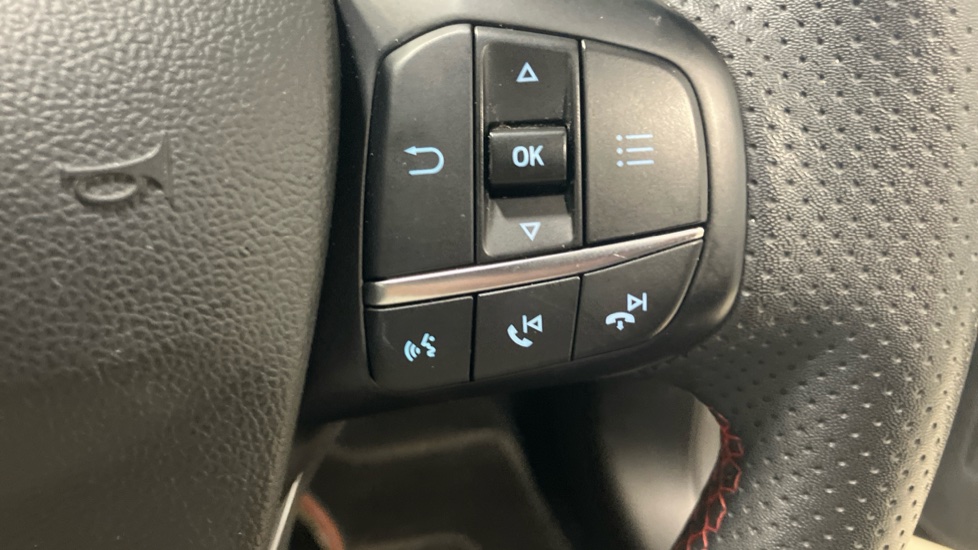 Ford Focus 1.0 EcoBoost ST-Line 5dr Petrol Hatchback - Image 31