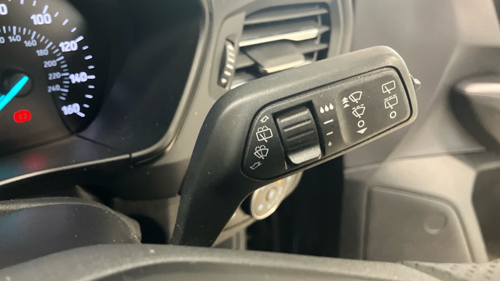 Ford Focus 1.0 EcoBoost ST-Line 5dr Petrol Hatchback - Image 34