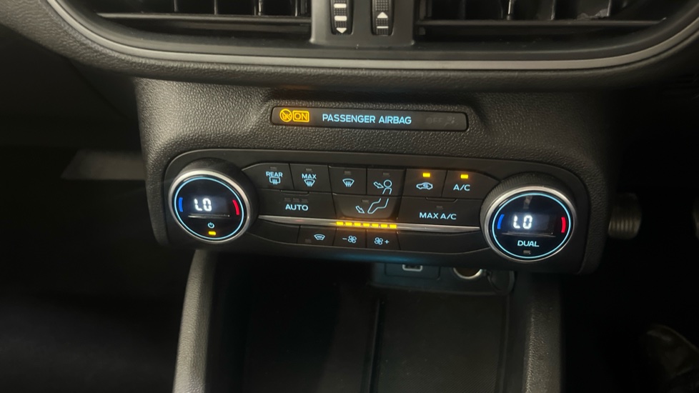 Ford Focus 1.5 EcoBlue Titanium Style 5dr Diesel Hatchback - Image 37