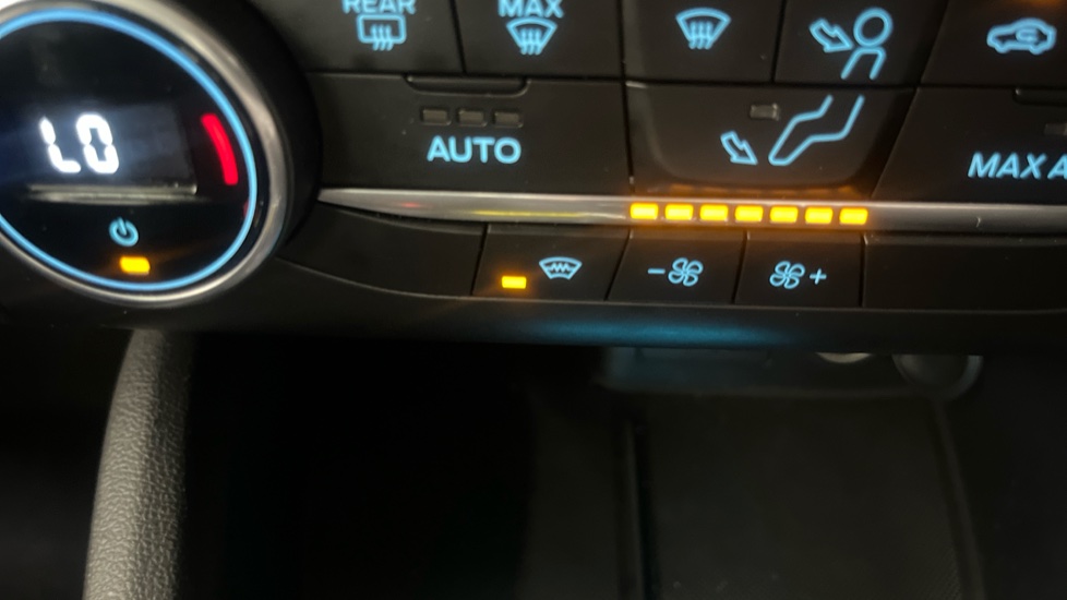 Ford Focus 1.5 EcoBlue Titanium Style 5dr Diesel Hatchback - Image 38