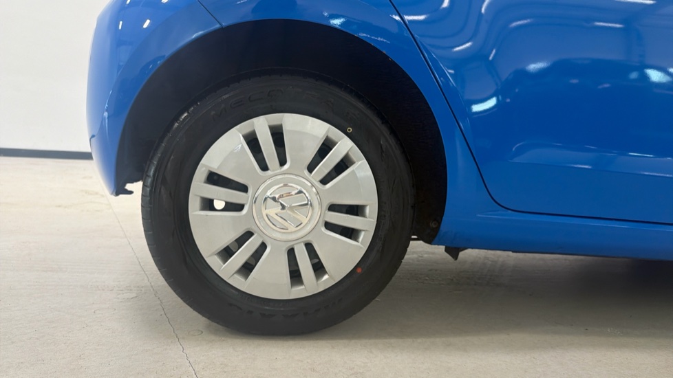 Volkswagen Up 1.0 Move Up 5dr Petrol Hatchback - Image 7