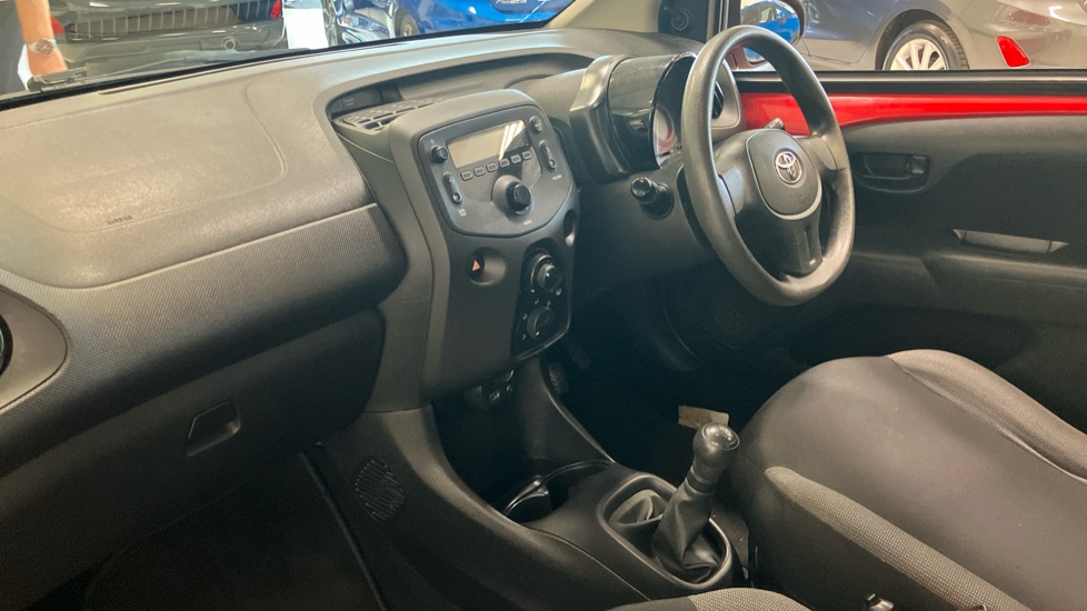 Toyota Aygo 1.0 VVT-i X 5dr Petrol Hatchback - Image 9