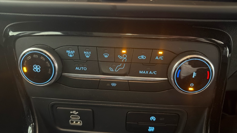 Ford EcoSport 1.0 EcoBoost 125 ST-Line 5dr Petrol Hatchback - Image 33