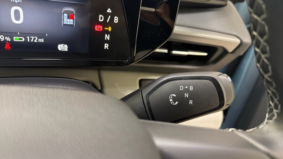 Ford Explorer 210kW Select 77kWh 5dr Auto Electric Estate - Image 13