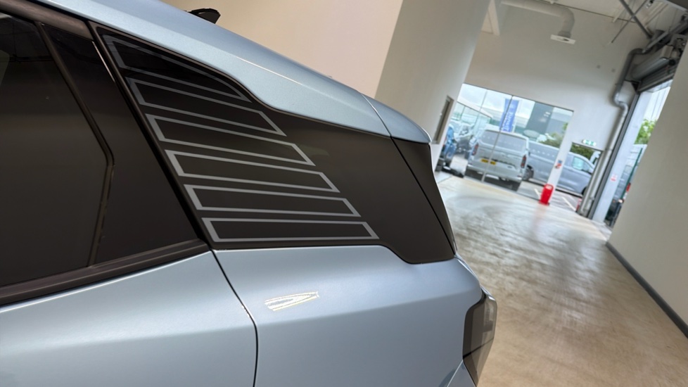 Ford Explorer 210kW Select 77kWh 5dr Auto Electric Estate - Image 26