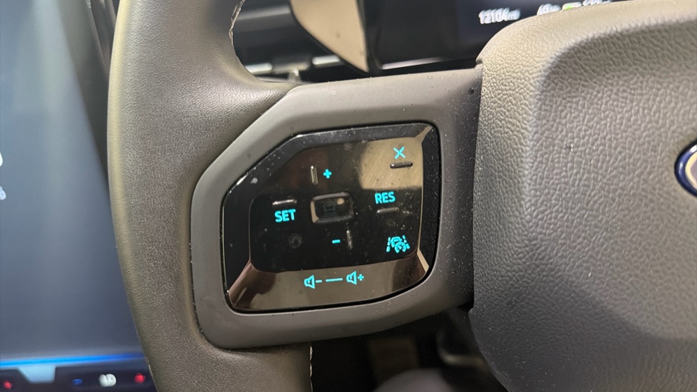 Ford Explorer 210kW Select 77kWh 5dr Auto Electric Estate - Image 34