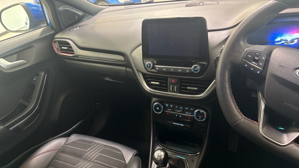 Ford Puma 1.0 EcoBoost Hybrid mHEV ST-Line X 5dr Petrol Hatchback - Image 14