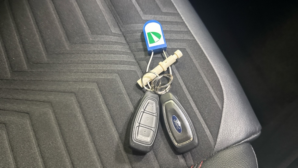 Ford Puma 1.0 EcoBoost Hybrid mHEV ST-Line X 5dr Petrol Hatchback - Image 20