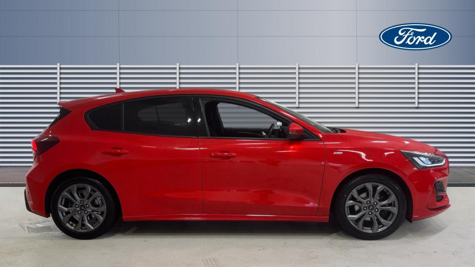 Ford Focus 1.0 EcoBoost 125 ST-Line Edition 5dr Petrol Hatchback - Image 5