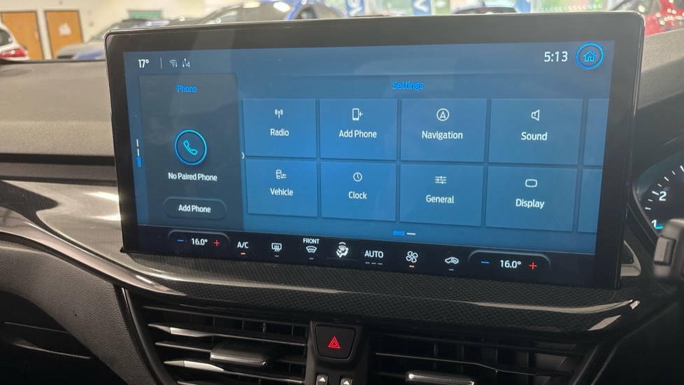 Ford Focus 1.0 EcoBoost 125 ST-Line Edition 5dr Petrol Hatchback - Image 31