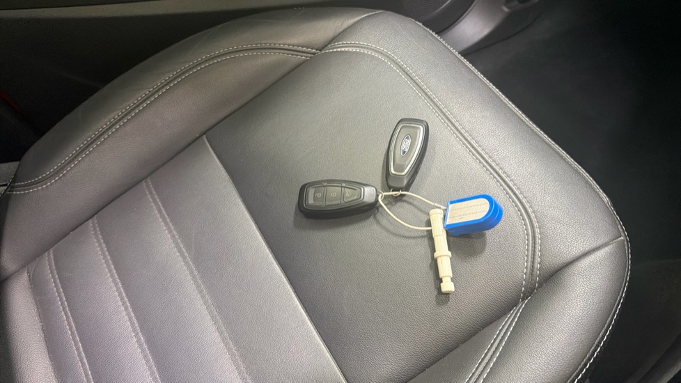 Ford Kuga 1.5 EcoBoost 176 Titanium X 5dr Auto Petrol Estate - Image 20