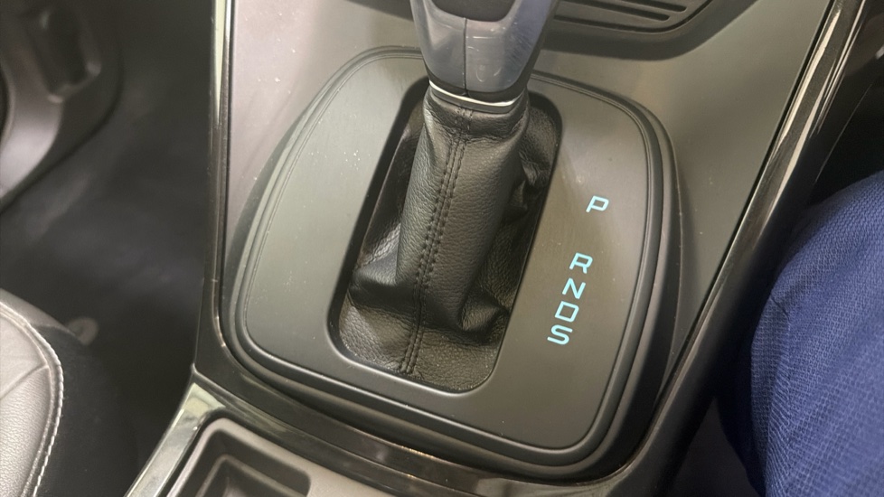 Ford Kuga 1.5 EcoBoost 176 Titanium X 5dr Auto Petrol Estate - Image 32